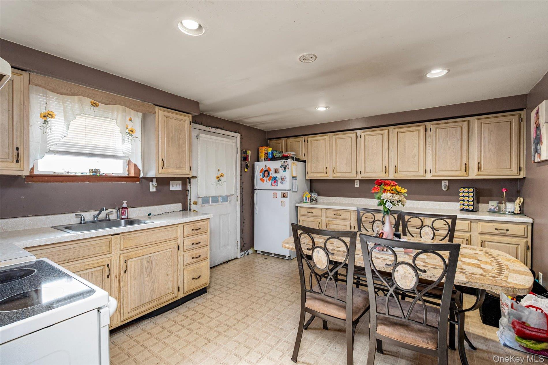270 Old Commack Road – For Sale photo 20