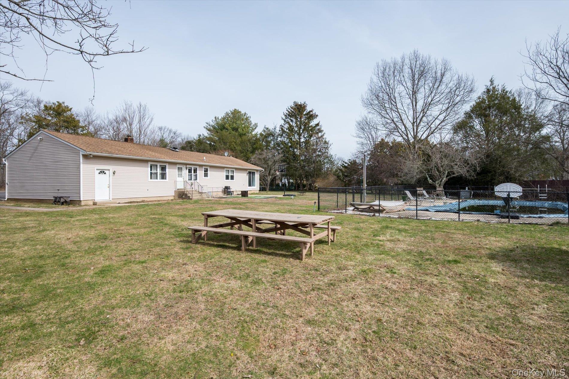 270 Old Commack Road – For Sale photo 23