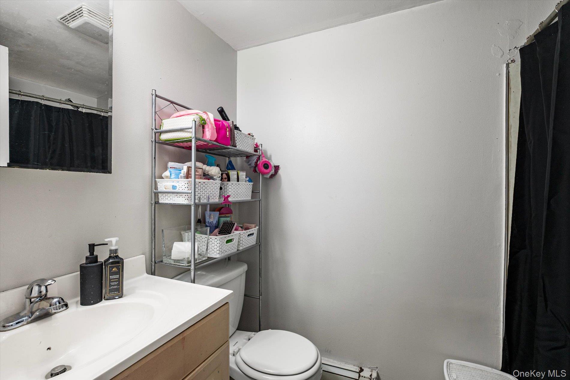 270 Old Commack Road – For Sale photo 17