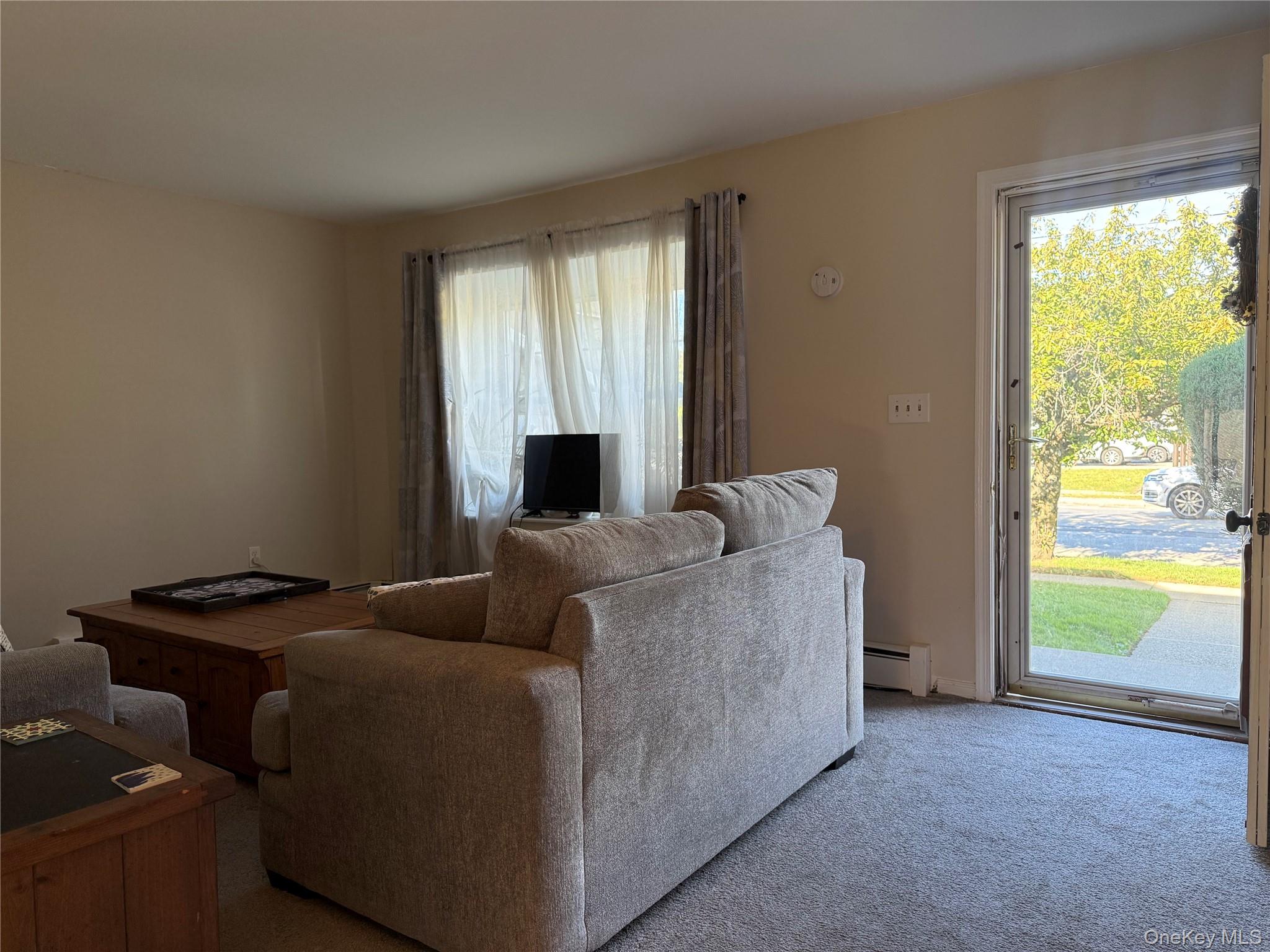 274 Hooker Avenue, Unit B3 photo 3