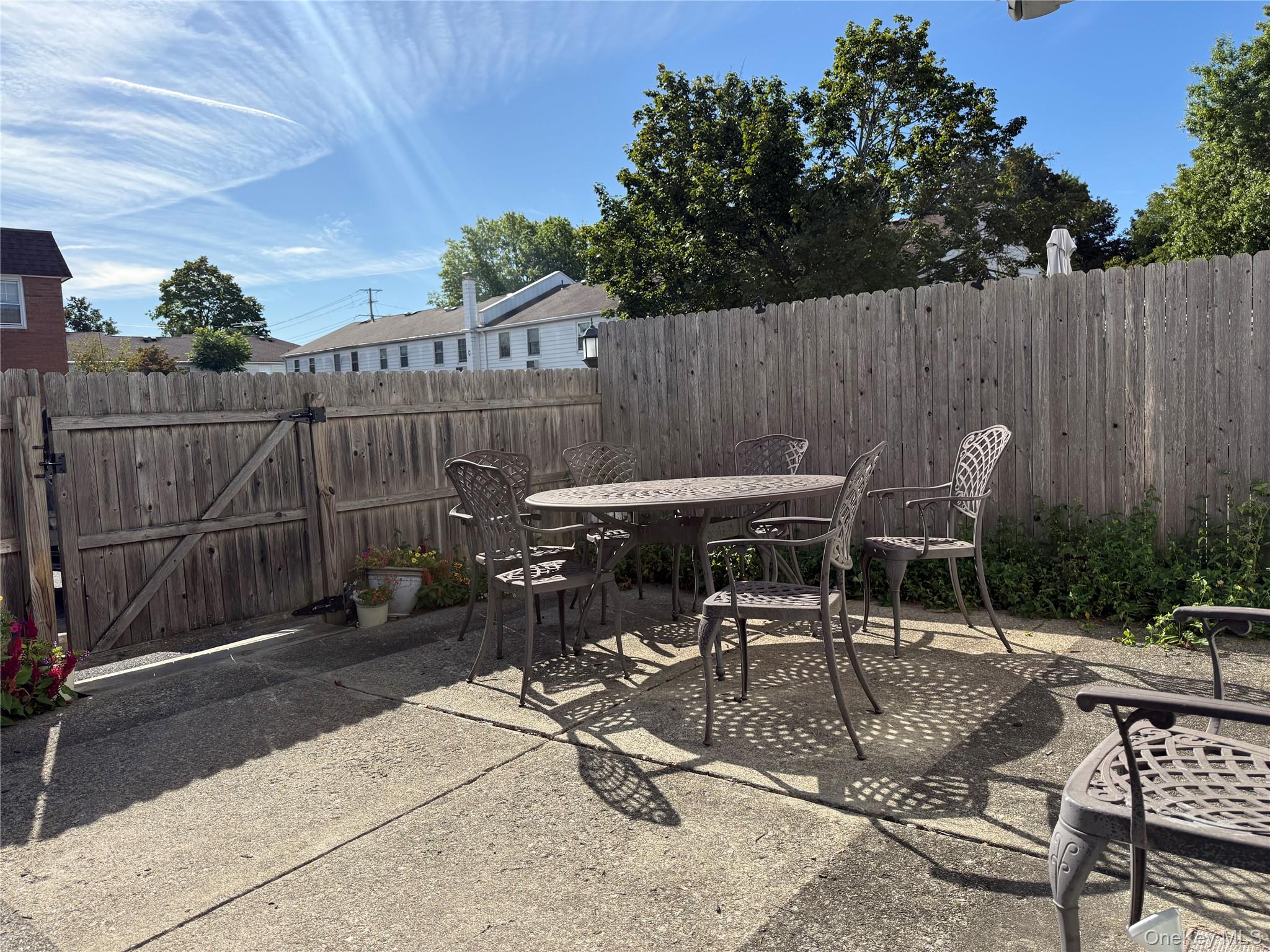 274 Hooker Avenue, Unit B3 photo 23