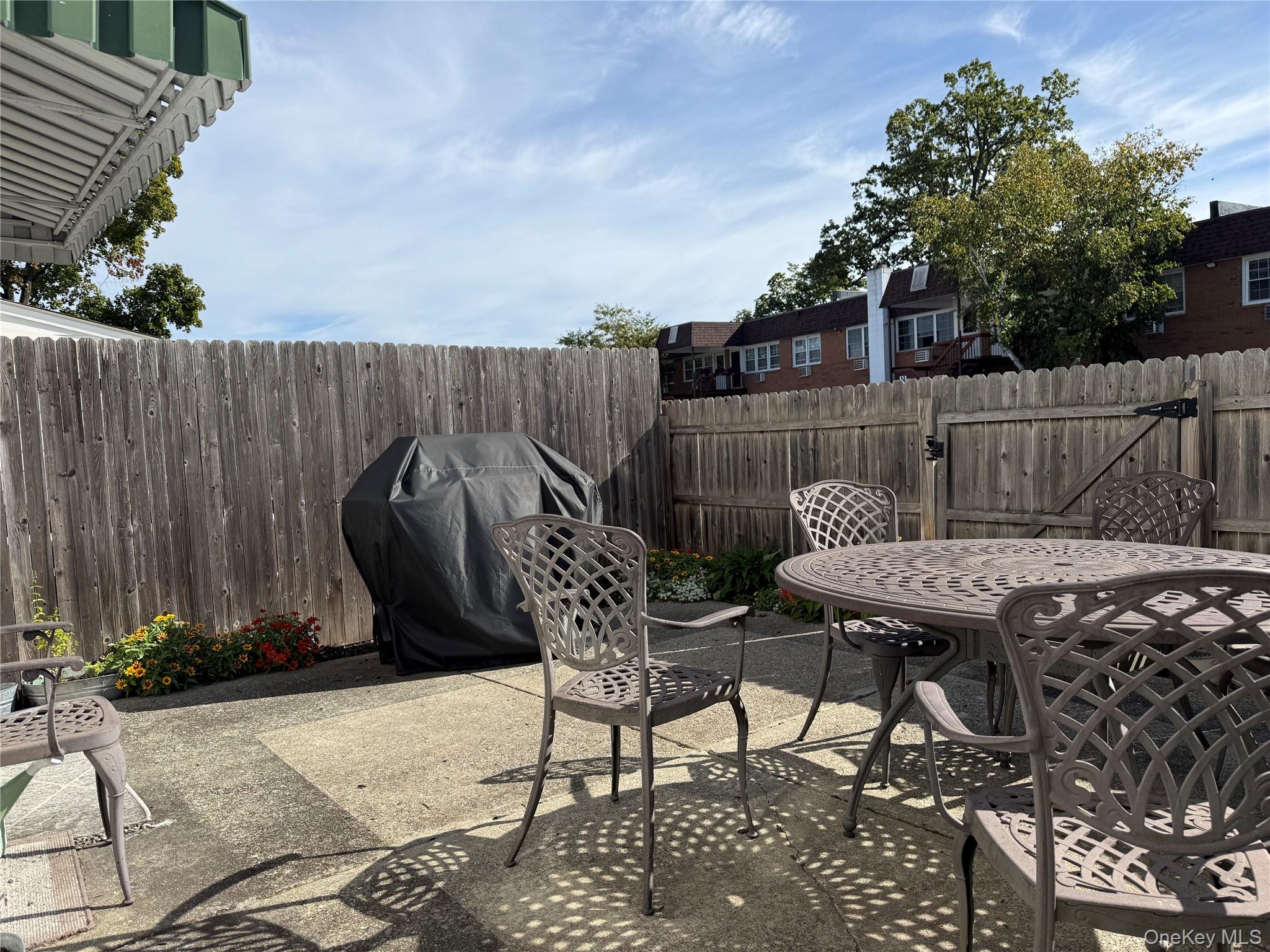 274 Hooker Avenue, Unit B3 photo 24