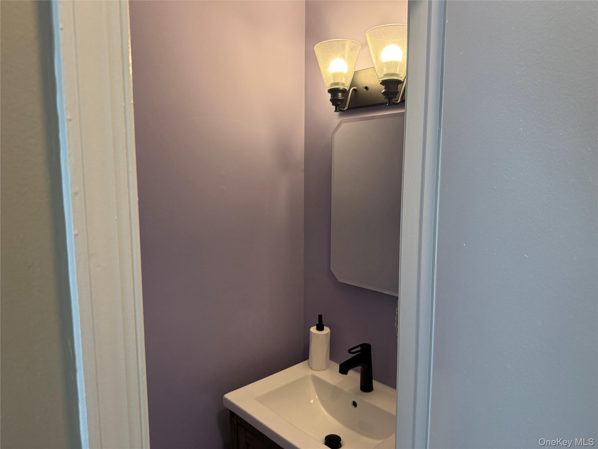 274 Hooker Avenue, Unit B3 photo 15