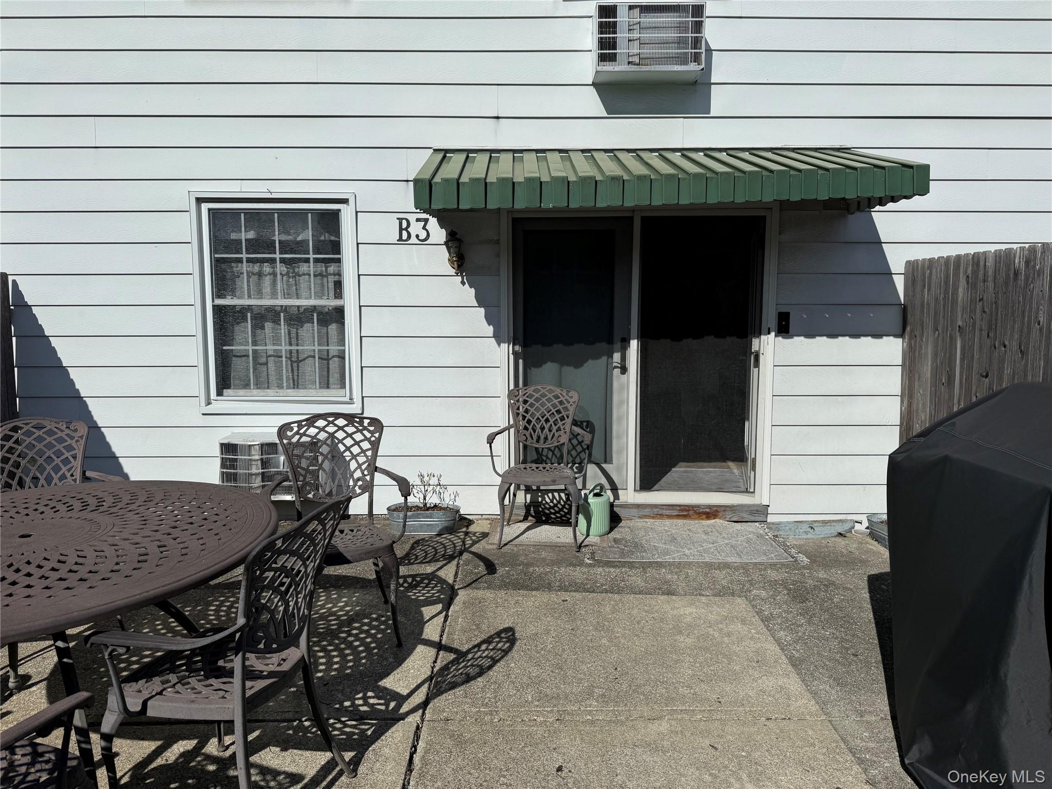 274 Hooker Avenue, Unit B3 photo 22