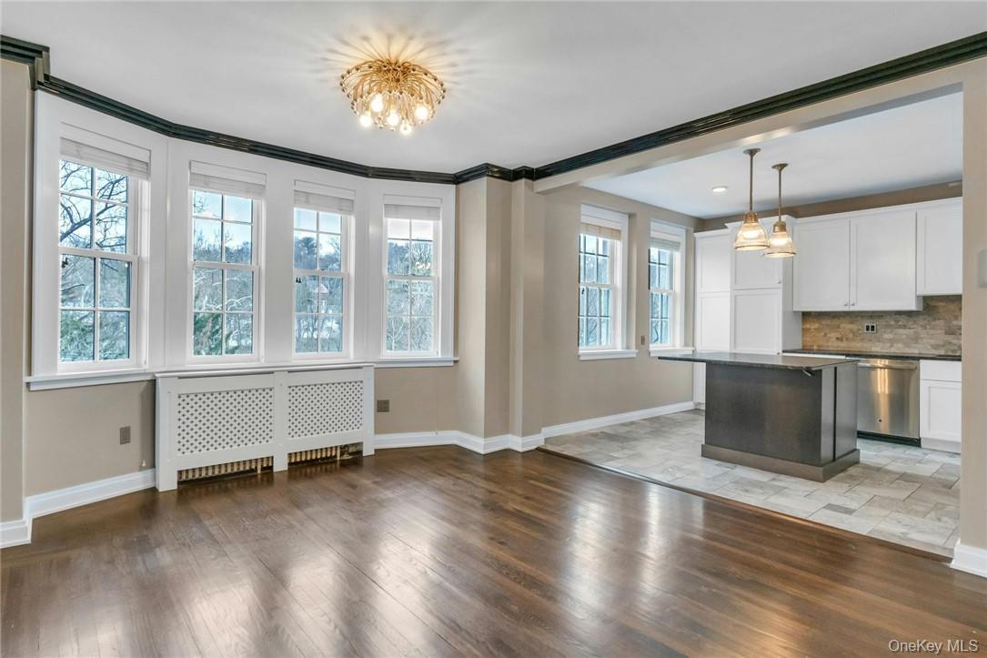 26 E Parkway, Unit 11S photo 3