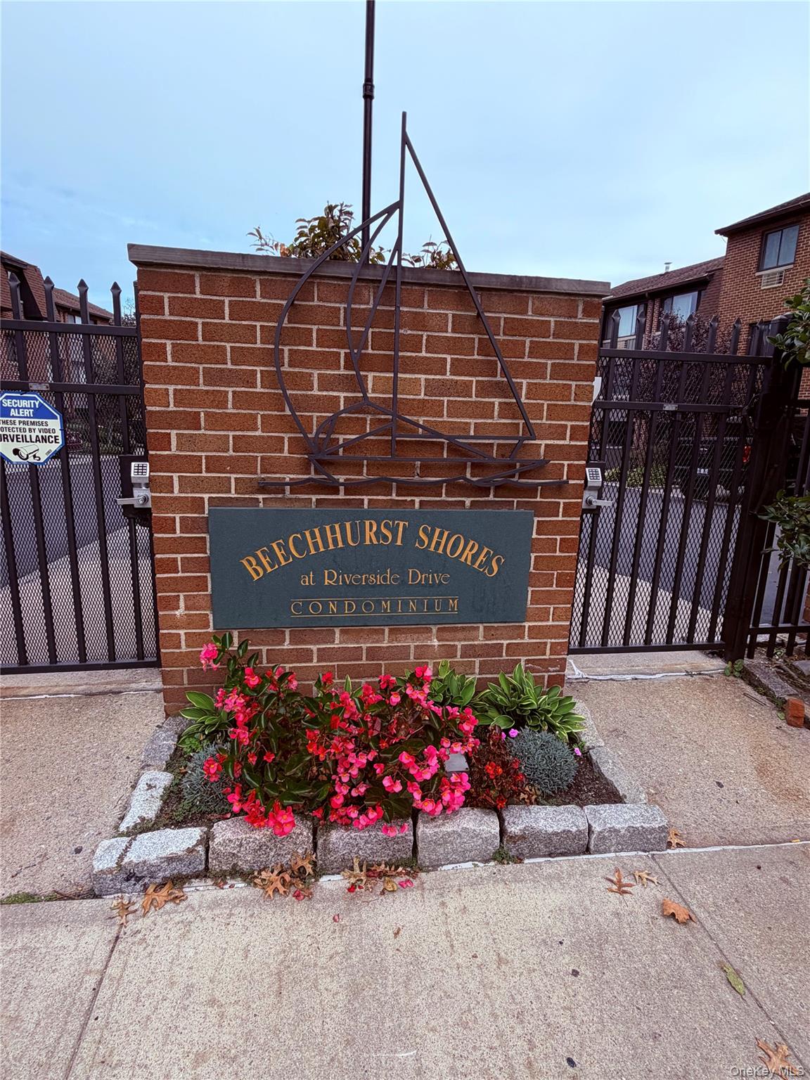 15419 Riverside Drive, Unit 24B photo 31