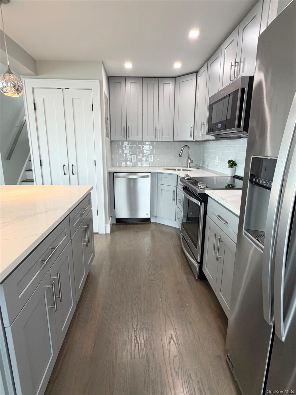 15419 Riverside Drive, Unit 24B photo 16