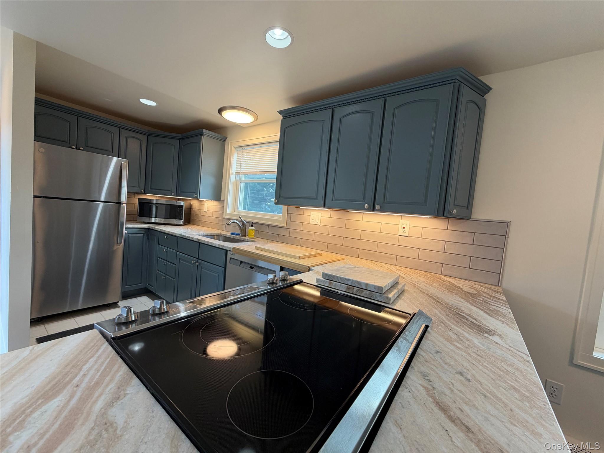 9 Lafayette Street, Unit 2 photo 4