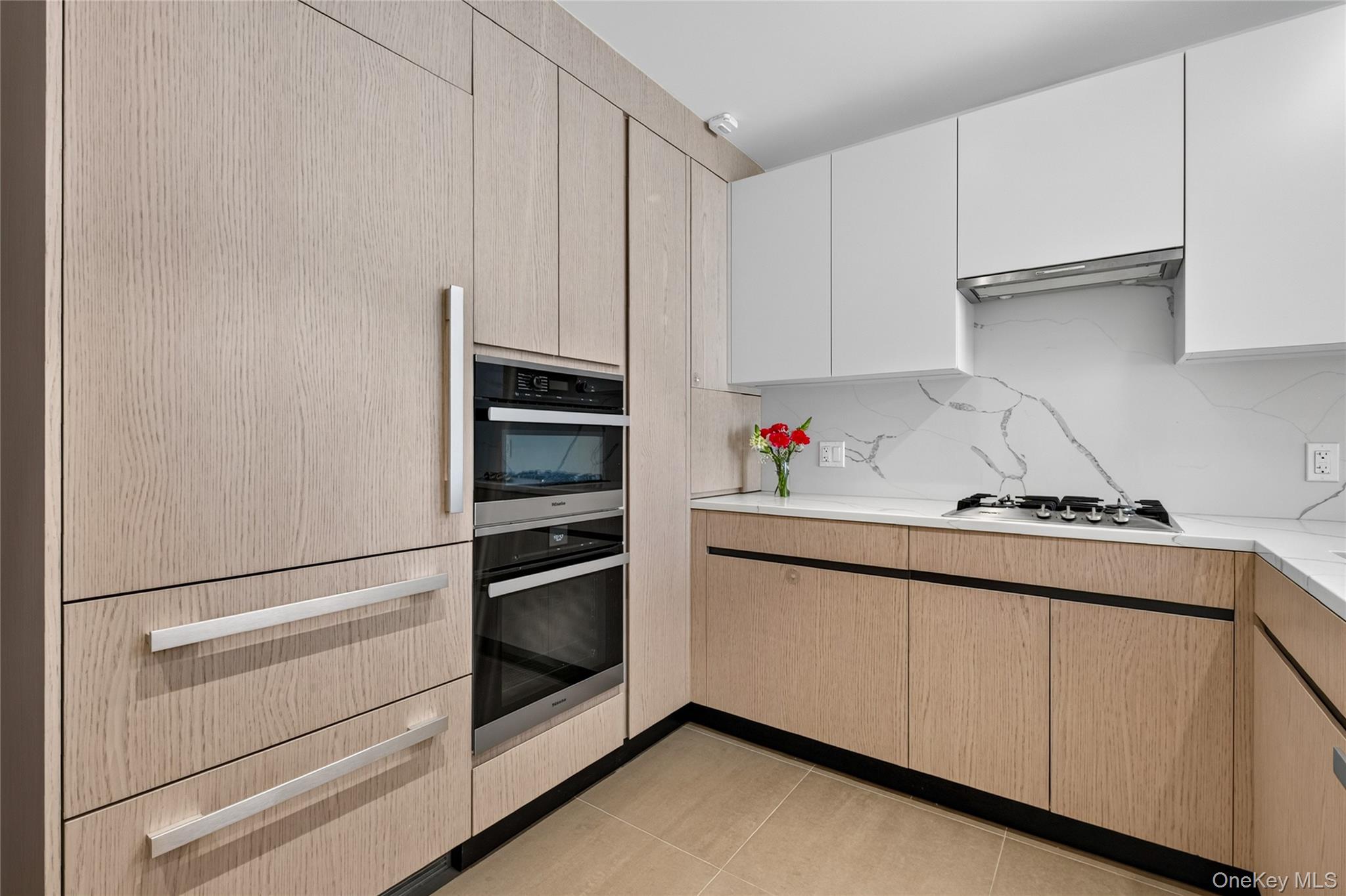 13327 39th Avenue, Unit 9F photo 9