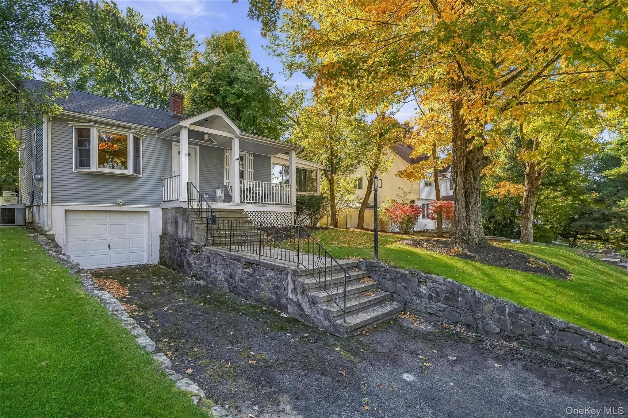 514 Round Lake Park Road – For Sale photo 3