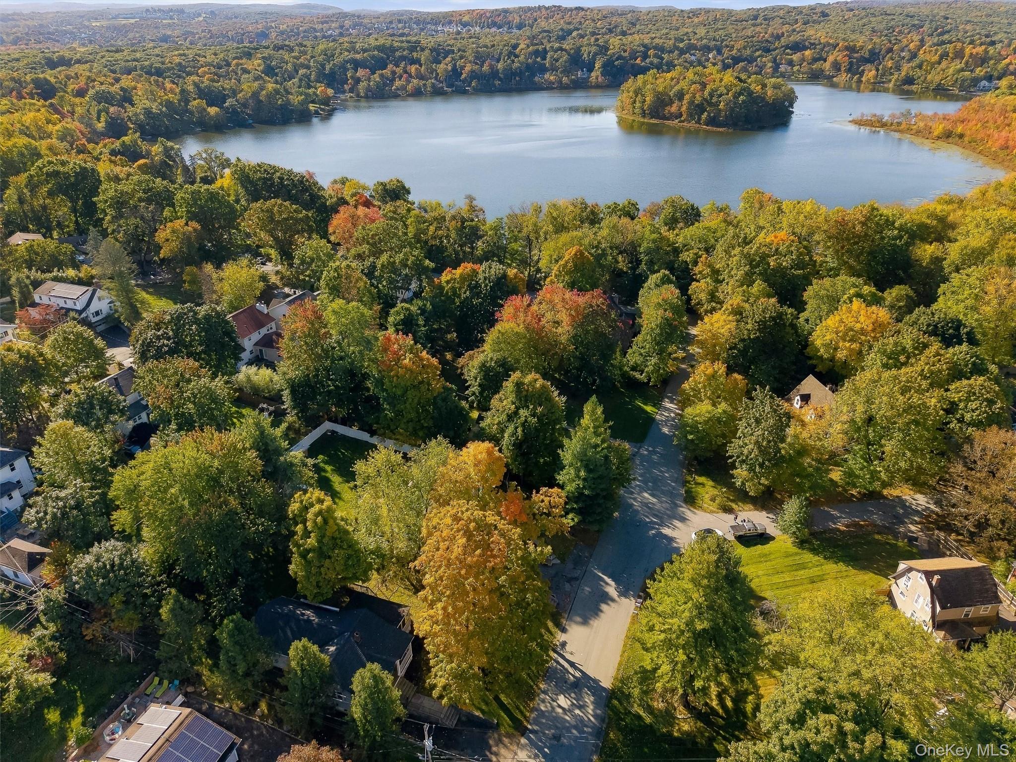 514 Round Lake Park Road – For Sale photo 25