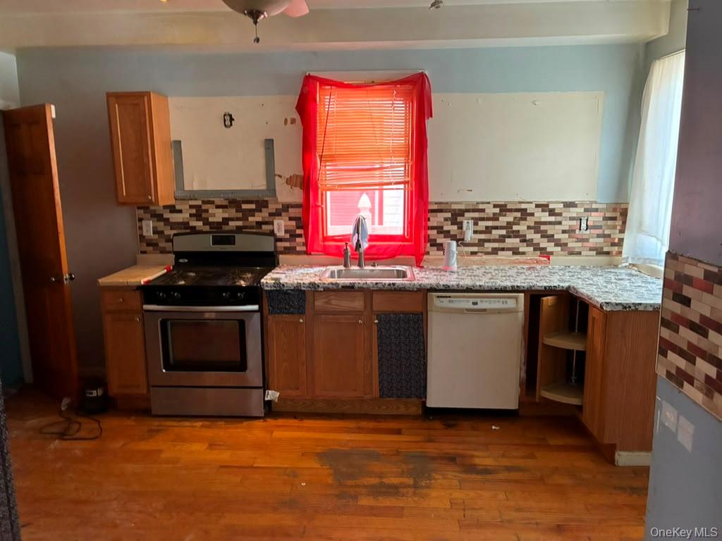 112-06 91st Avenue – For Sale photo 3