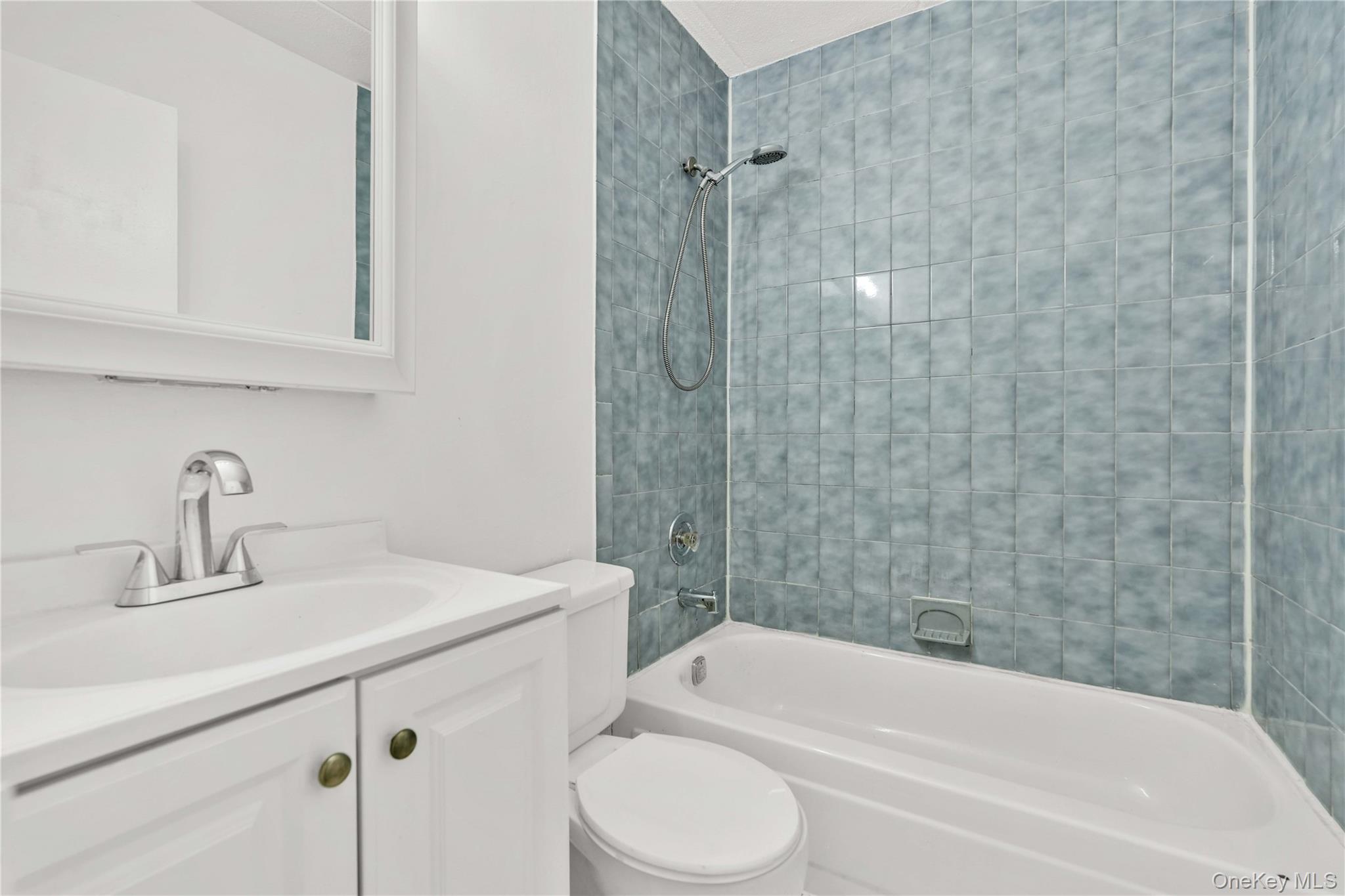 10810 Flatlands 9th Street, Unit 15E photo 12