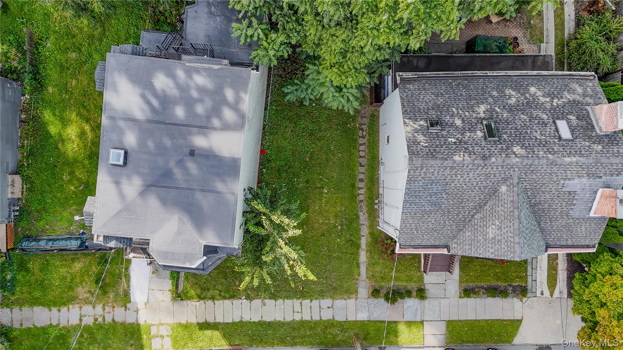 289 Grand Street – For Sale photo 6