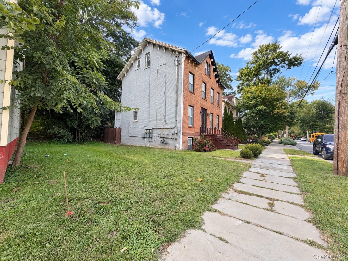 289 Grand Street – For Sale photo 5