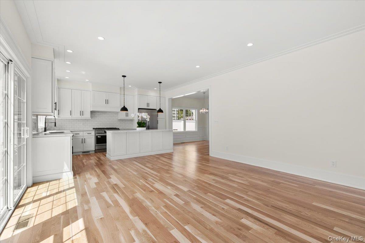 51 Willis Avenue – For Sale photo 24