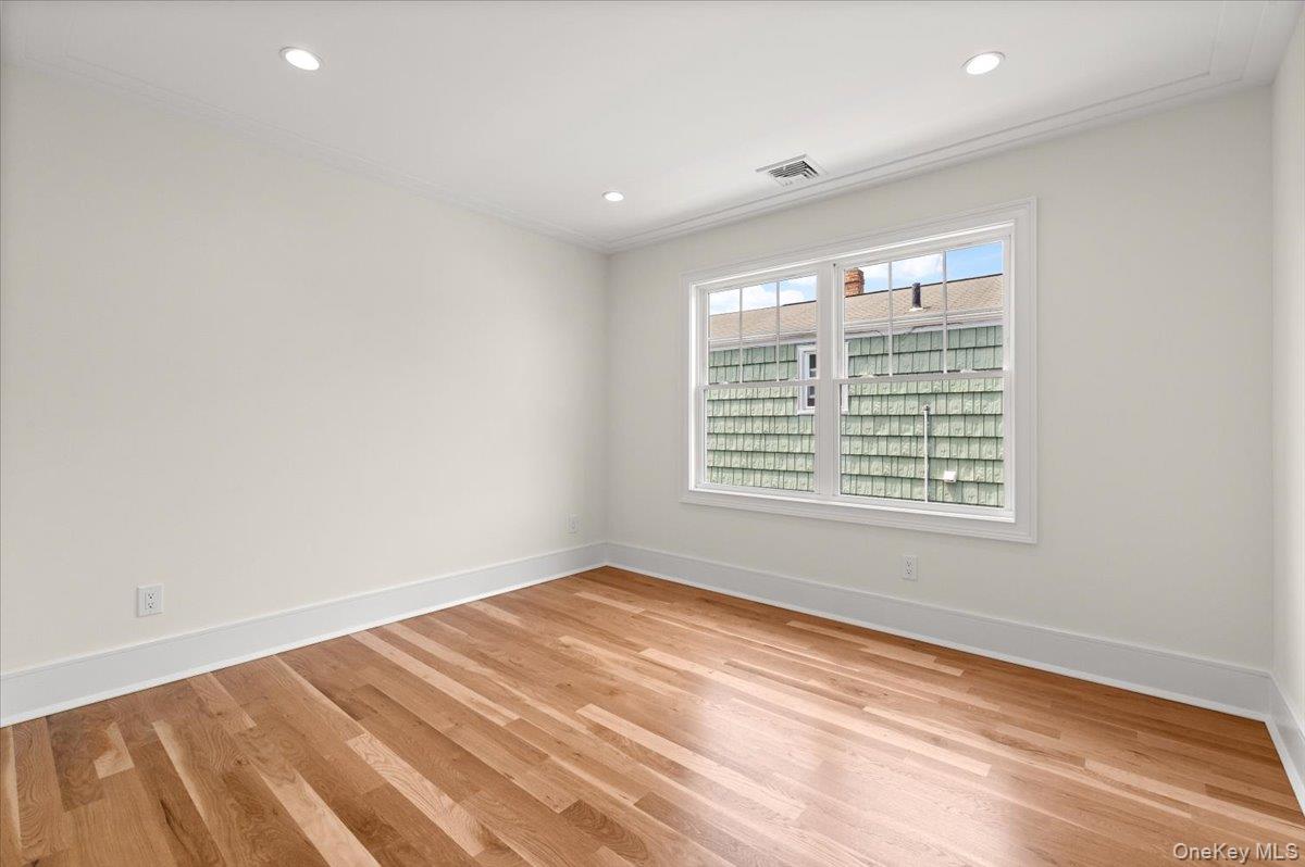 51 Willis Avenue – For Sale photo 40