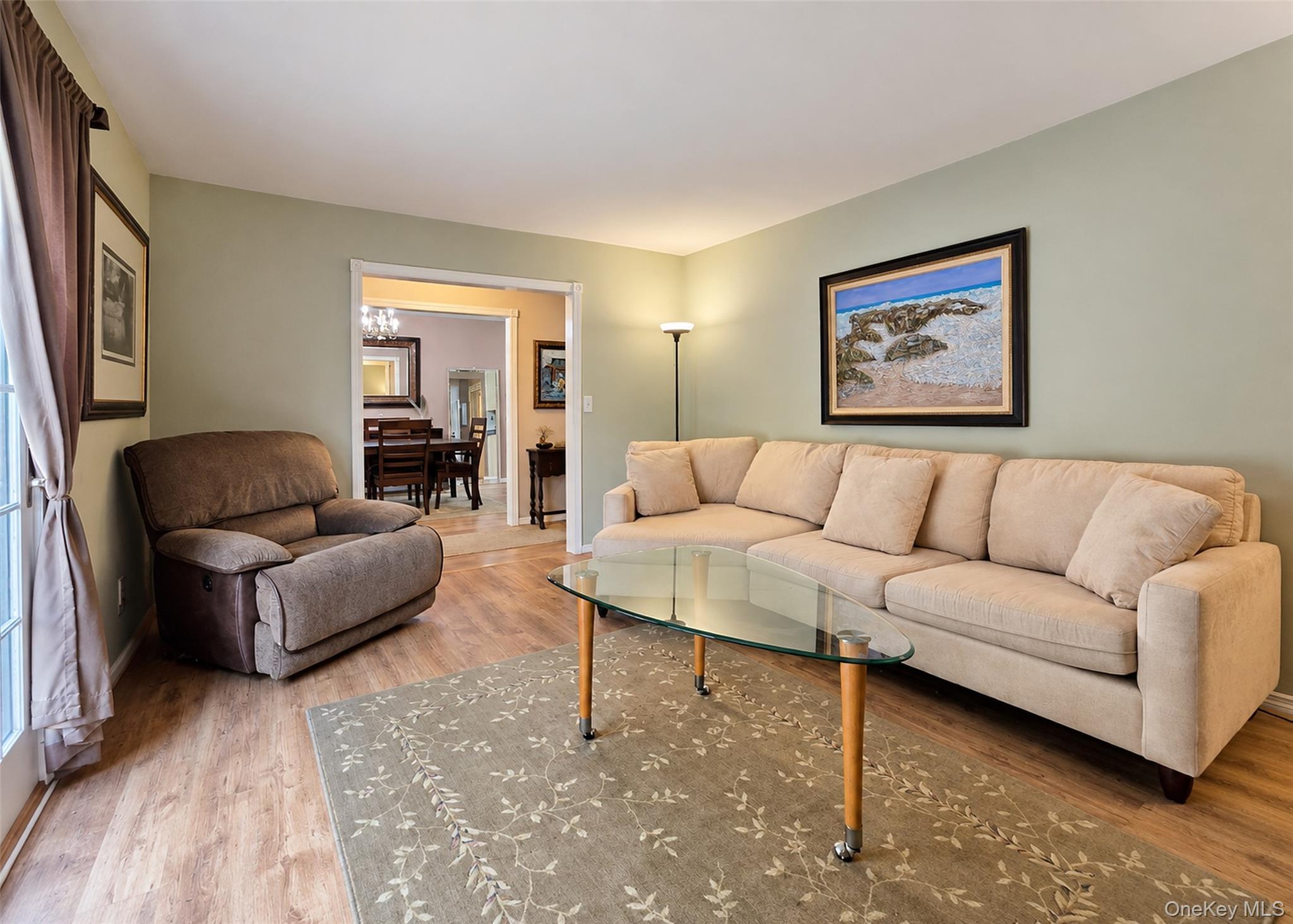 810 Woodland Court – For Sale photo 6