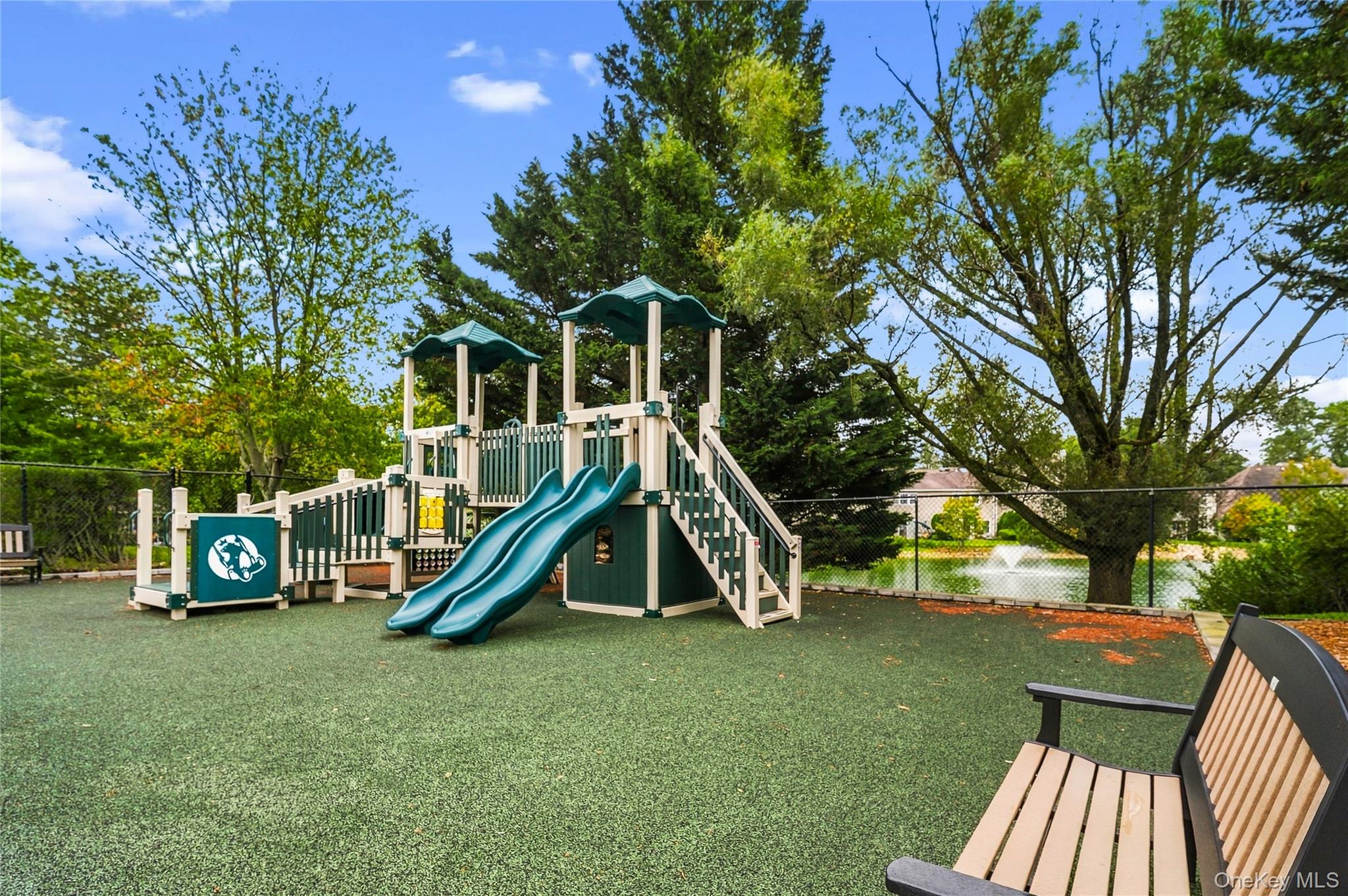 170 Thomas Lane – For Sale photo 38