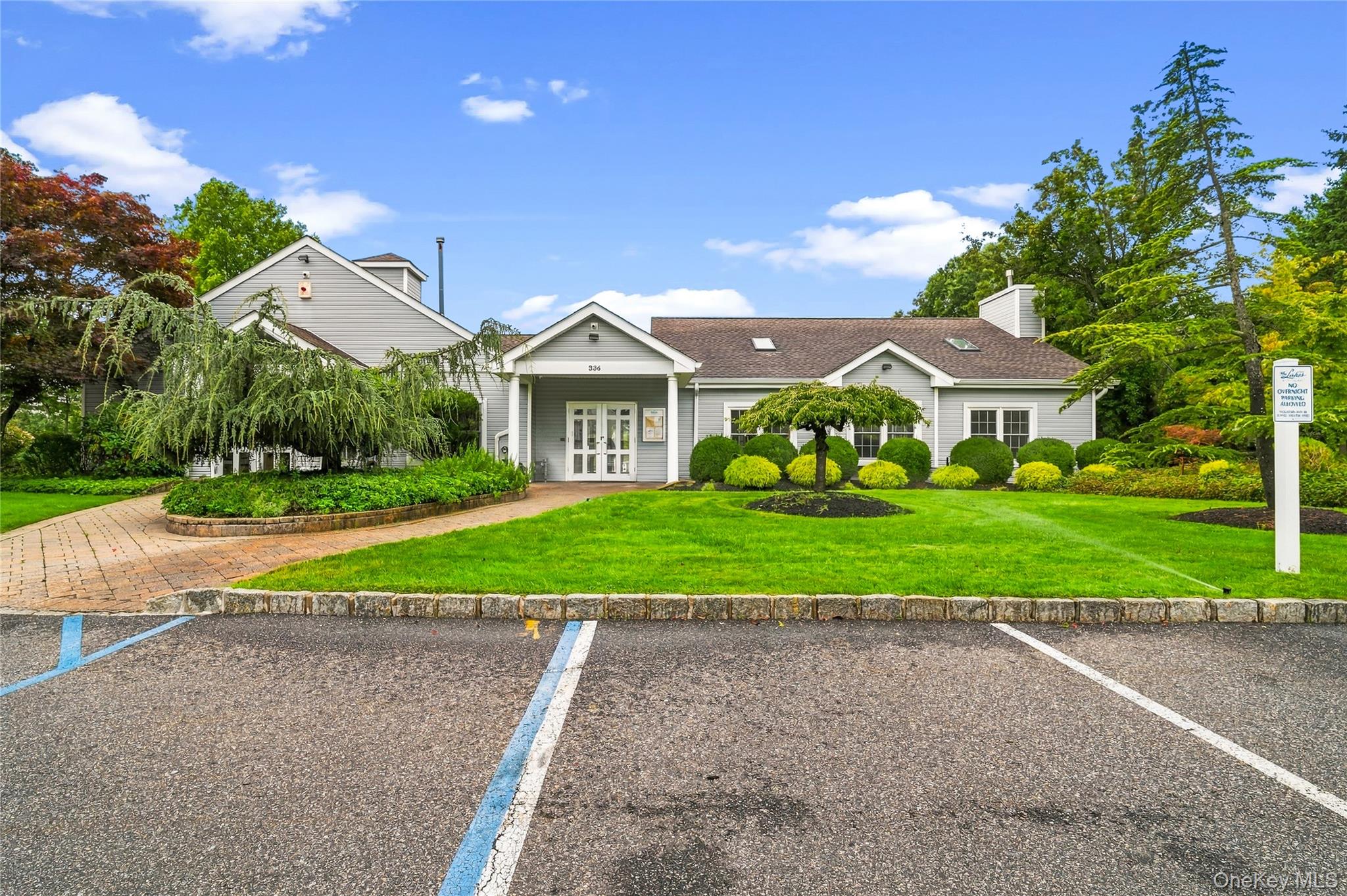 170 Thomas Lane – For Sale photo 40