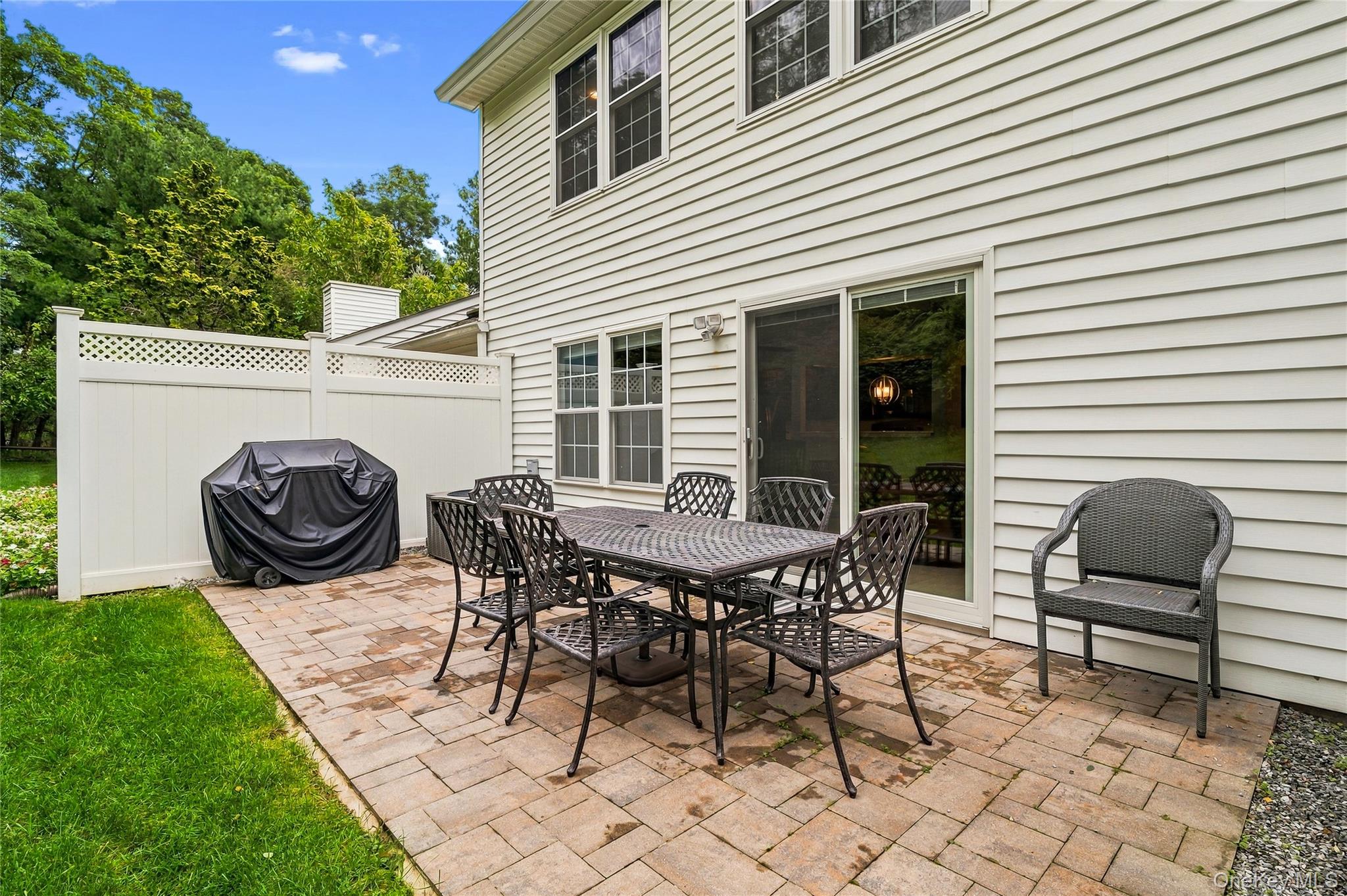 170 Thomas Lane – For Sale photo 32