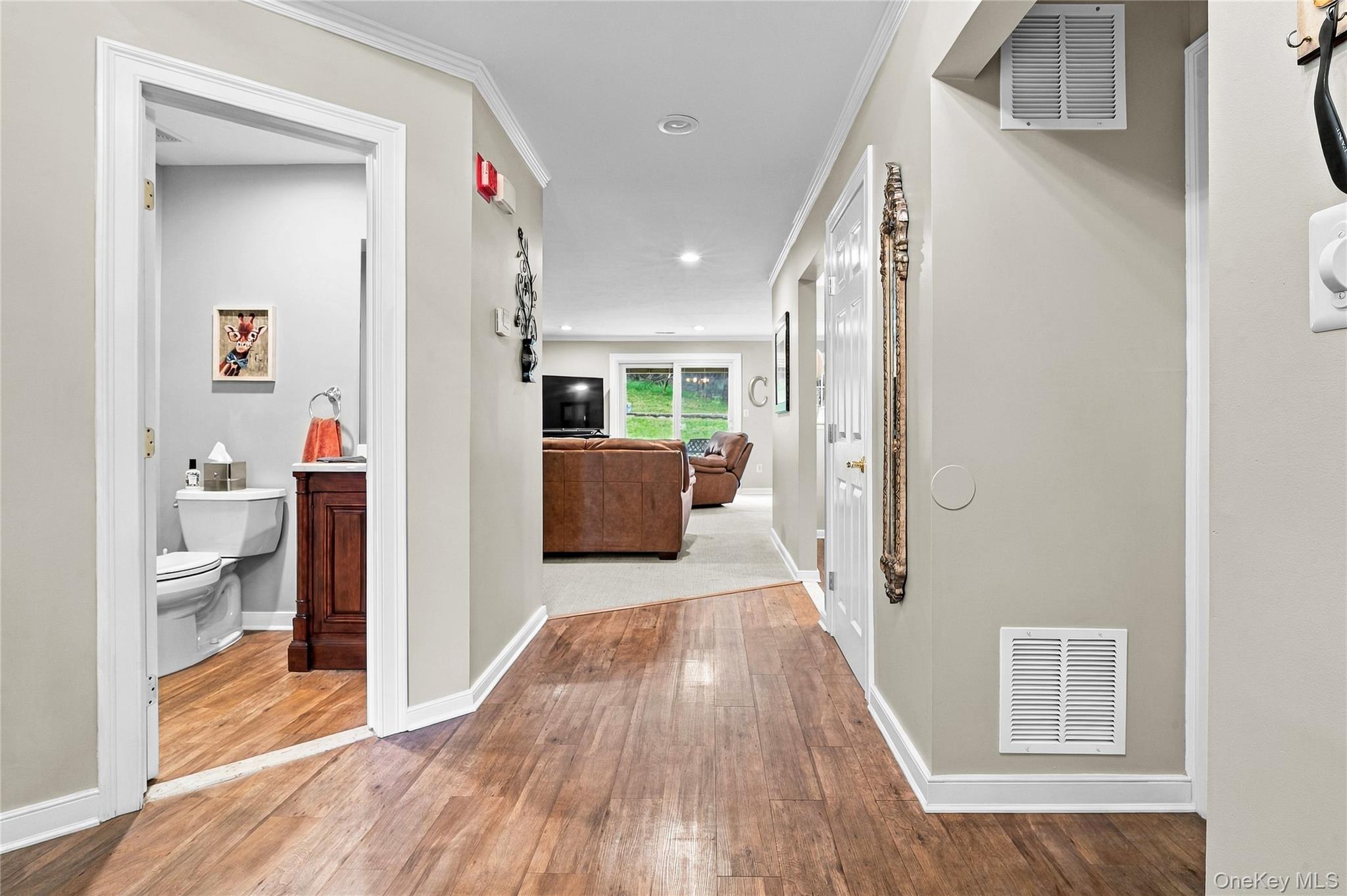 170 Thomas Lane – For Sale photo 5