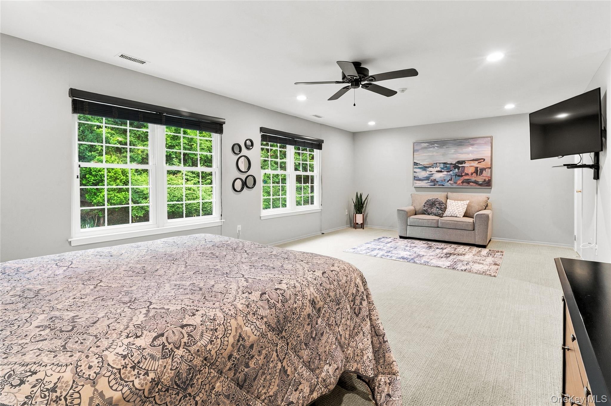 170 Thomas Lane – For Sale photo 22