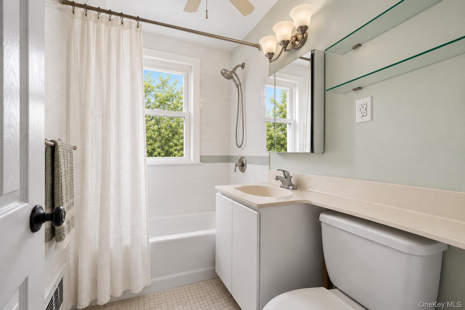 71-32 Little Neck Parkway, Unit 148B photo 11