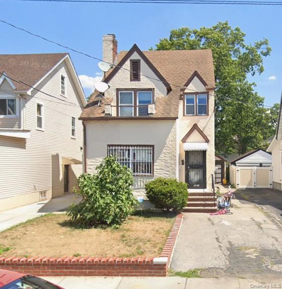 8515 151st Street, Unit 3rd fl