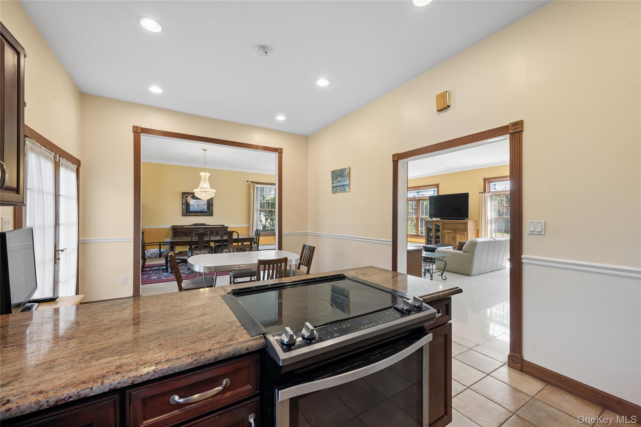 471 Southport Street – For Sale photo 11