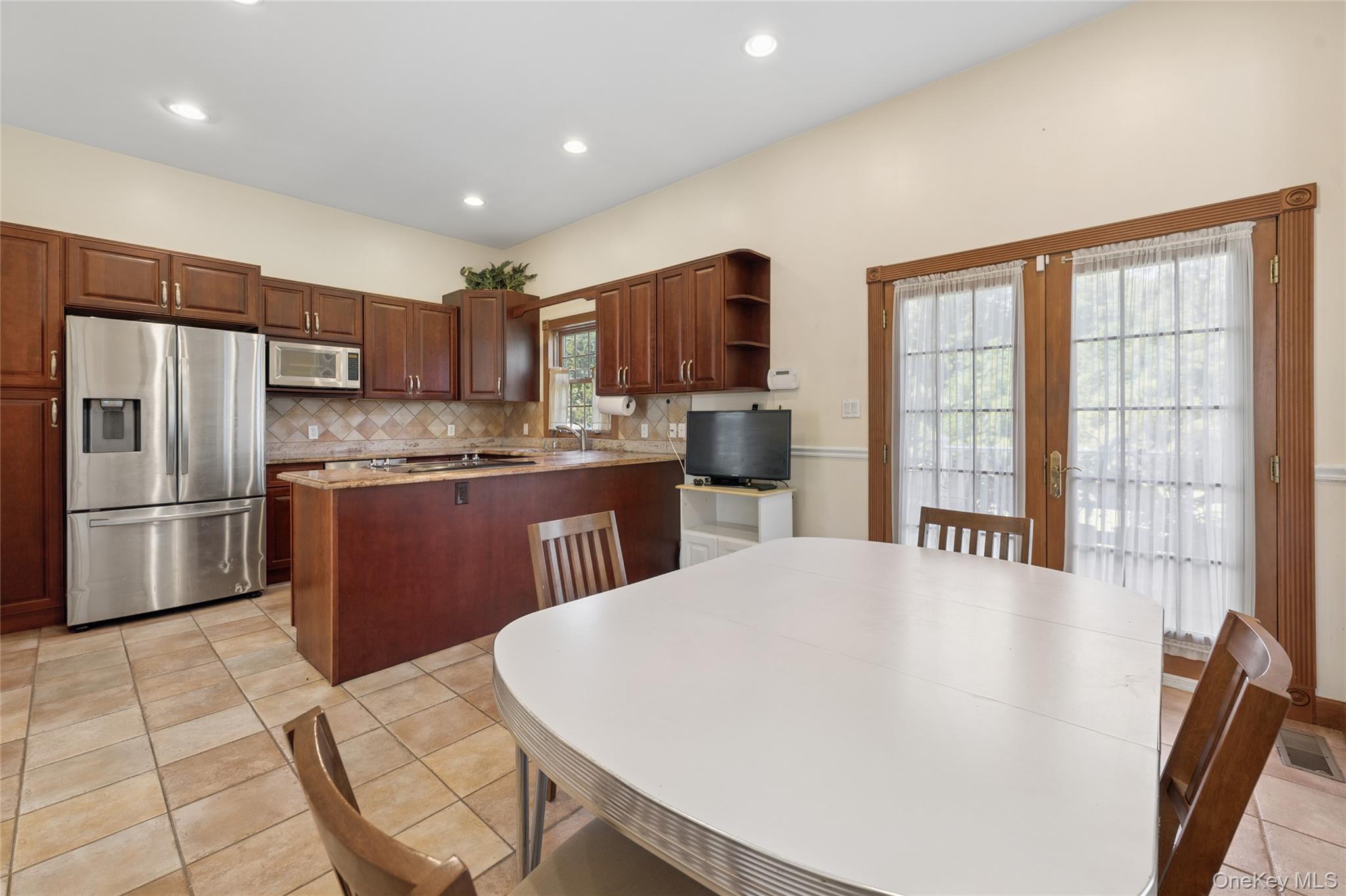 471 Southport Street – For Sale photo 8