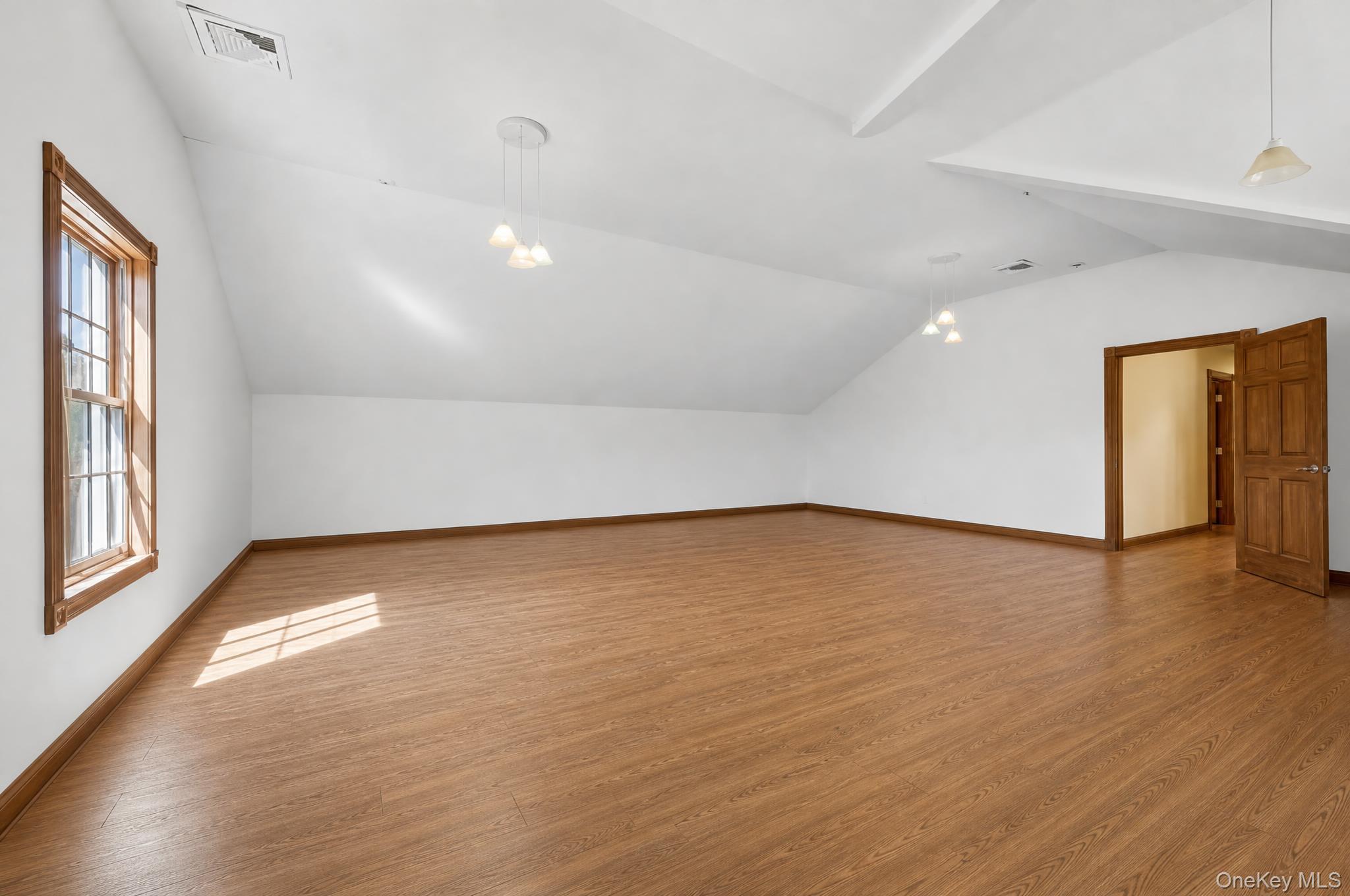 471 Southport Street – For Sale photo 25