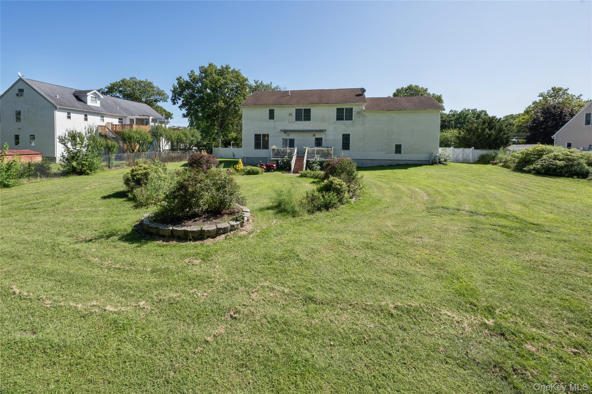 471 Southport Street – For Sale photo 35