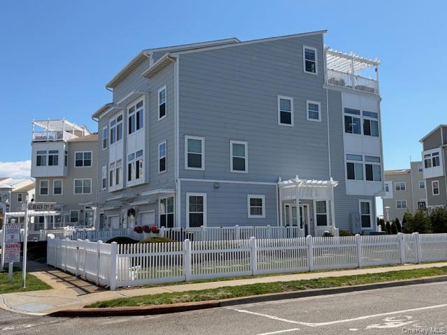 7219 Sandy Dune Way – For Rent photo 2
