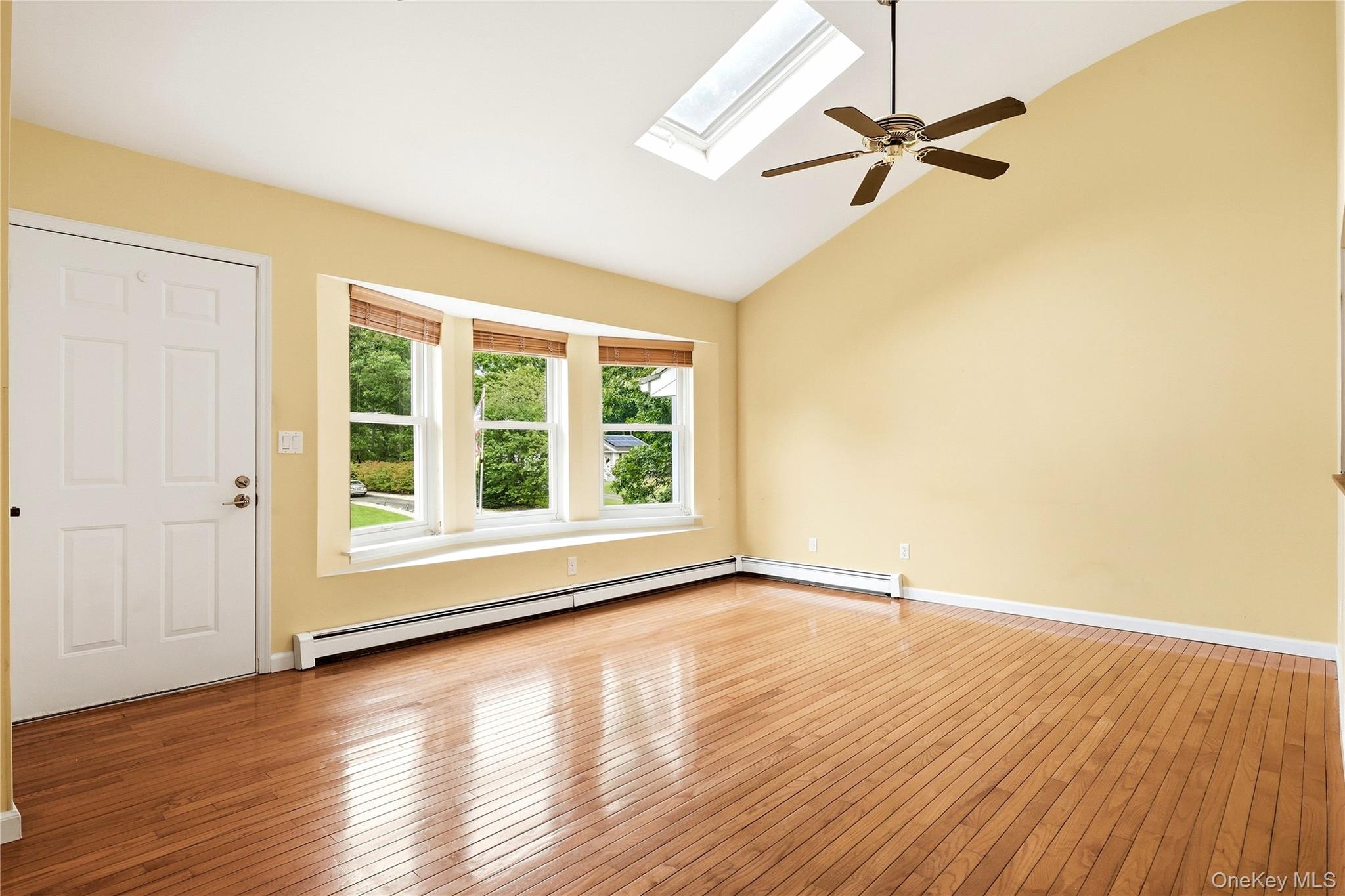 21 Lisa Court – For Sale photo 4