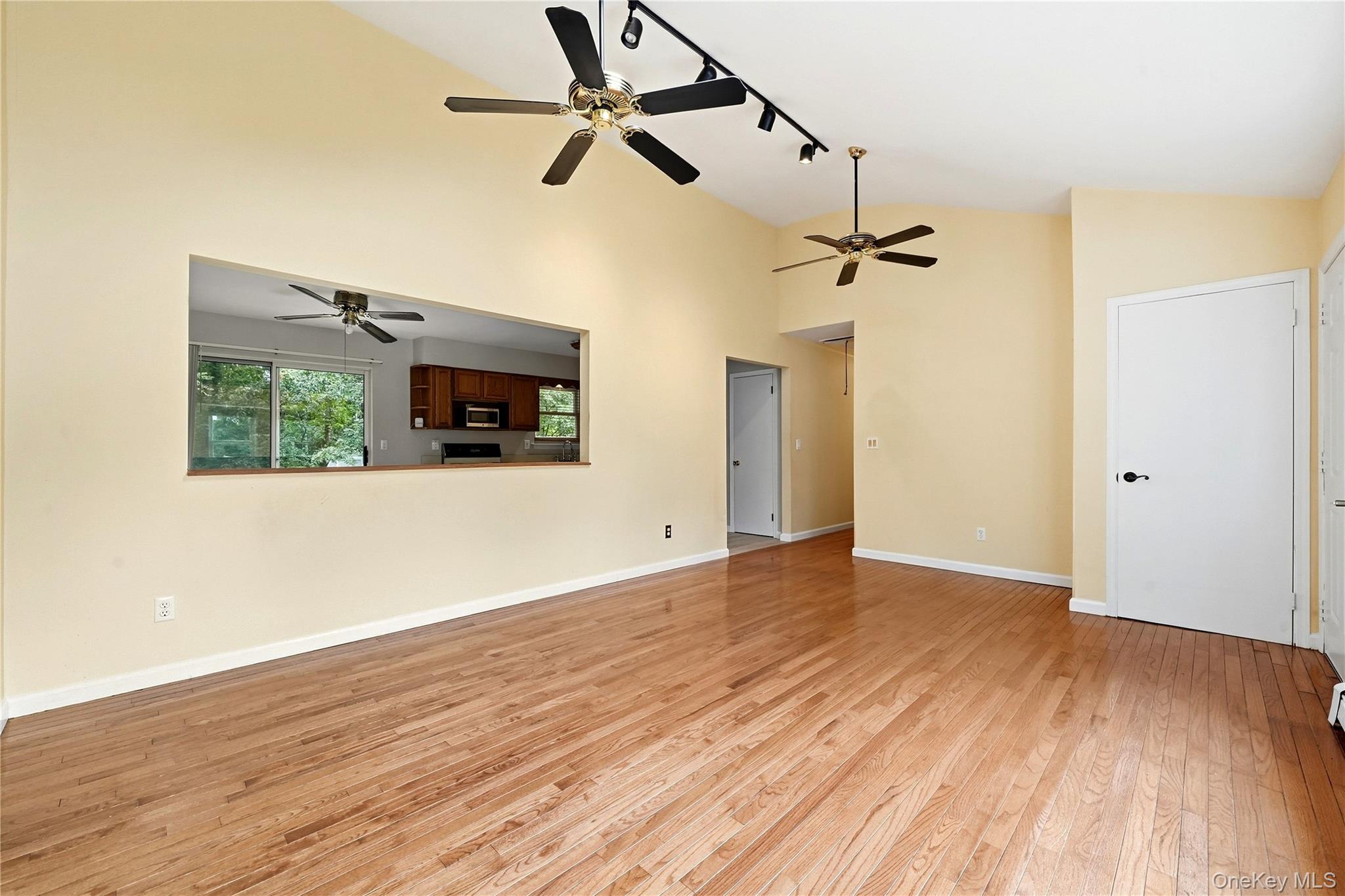 21 Lisa Court – For Sale photo 6