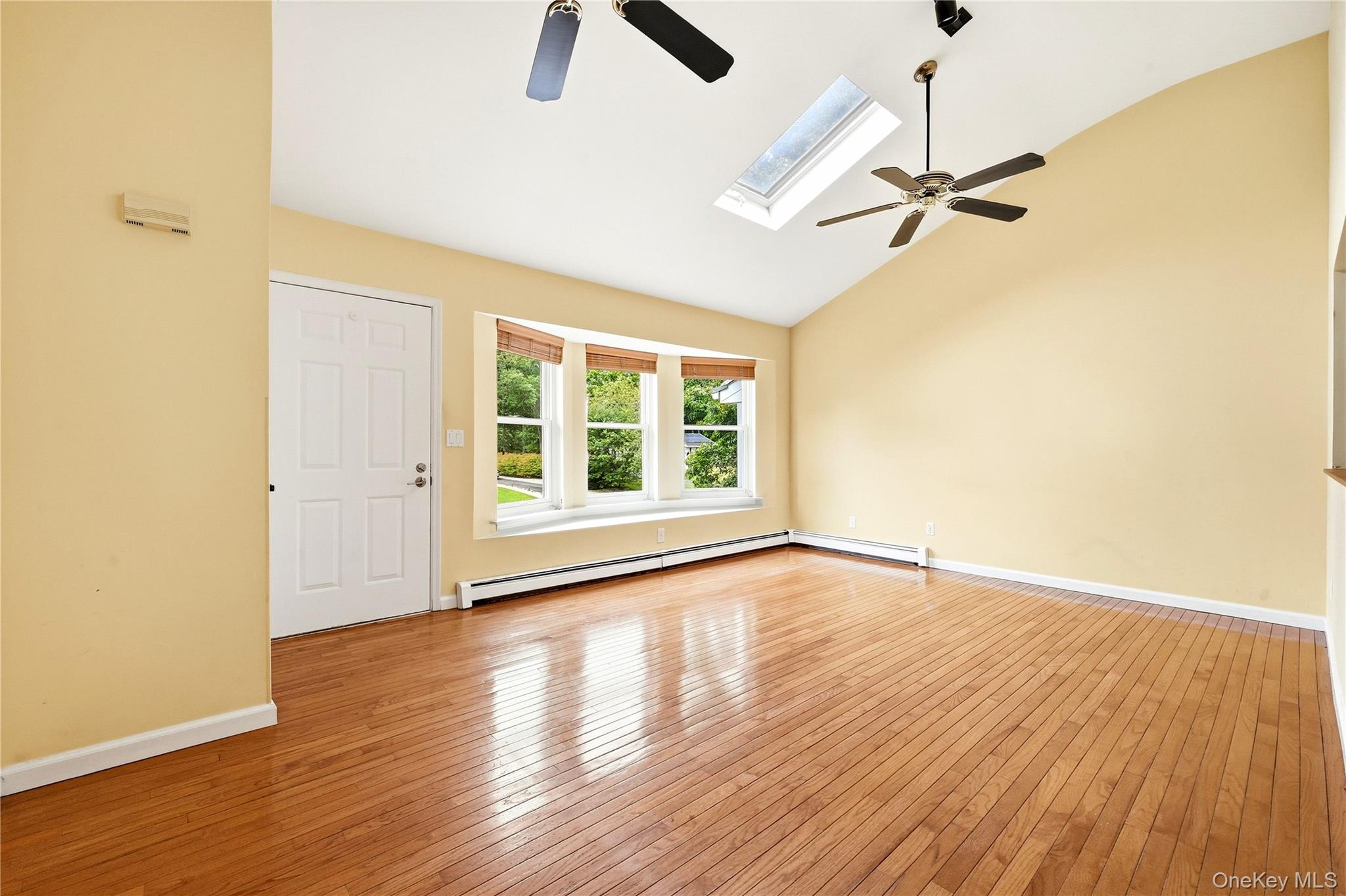 21 Lisa Court – For Sale photo 3