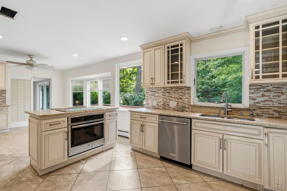 40 Pool Drive – For Rent photo 16