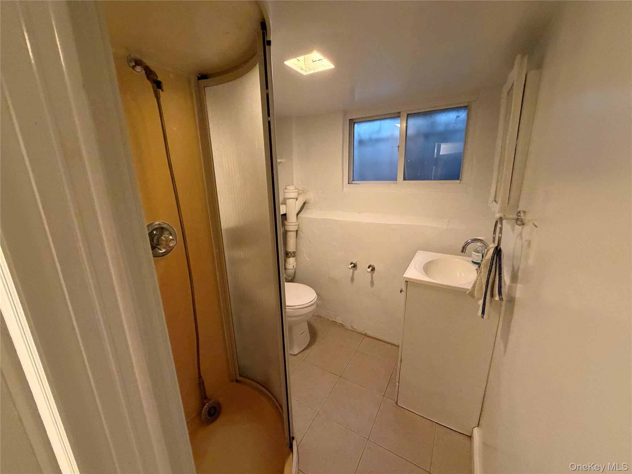 18917 45th Avenue – For Rent photo 19