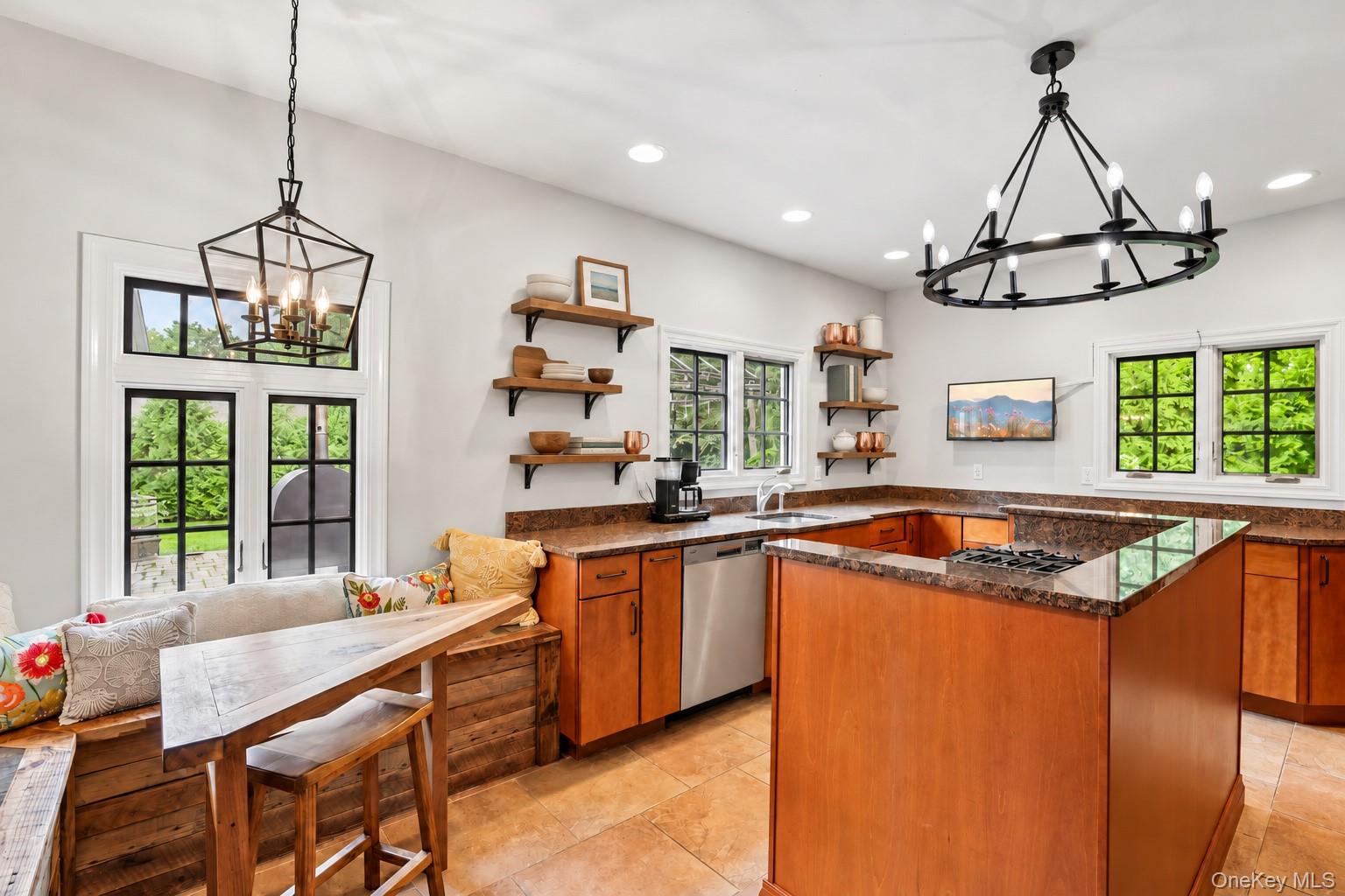 800 Washington Drive – For Sale photo 15