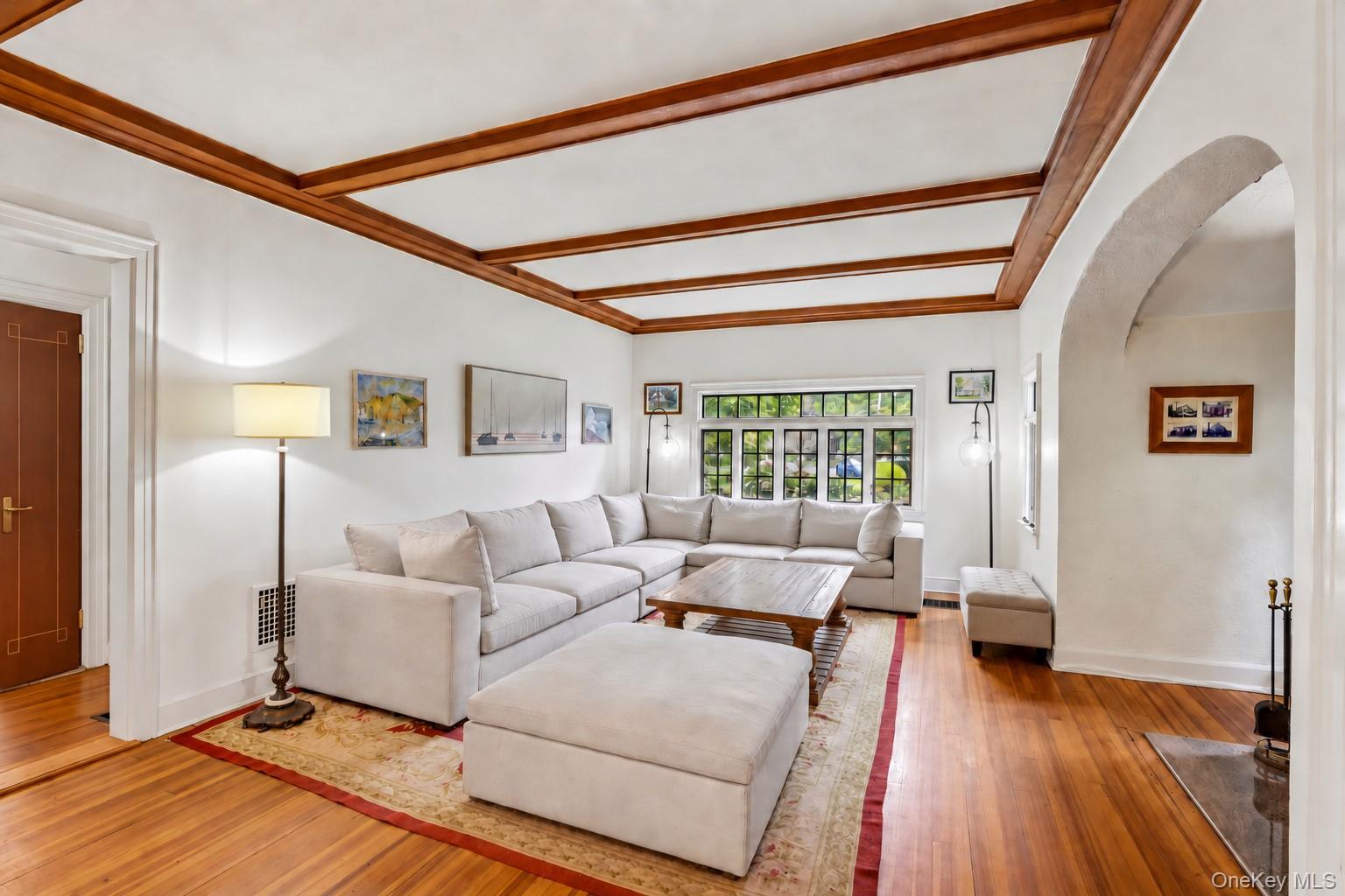 800 Washington Drive – For Sale photo 8