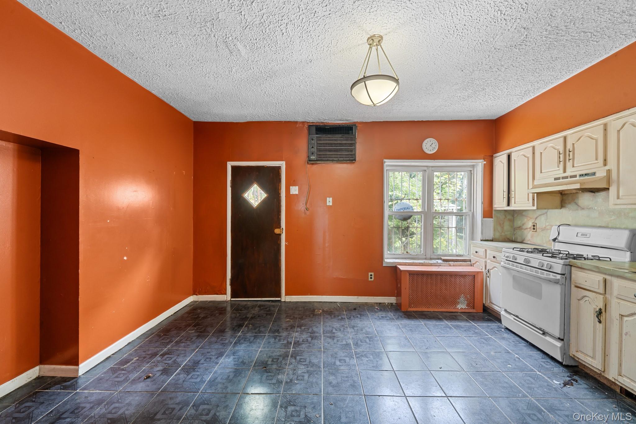 1593 E 48th Street – For Sale photo 6