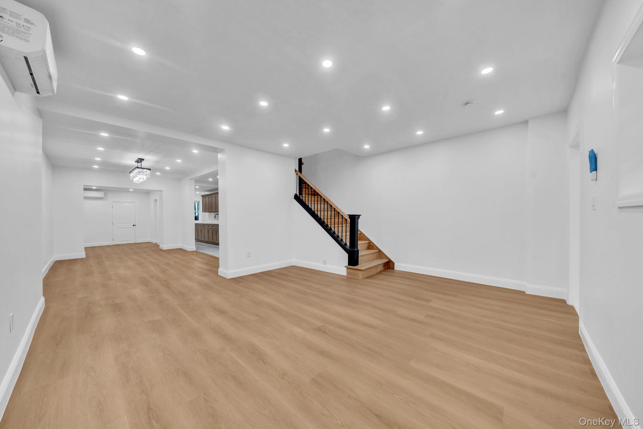 3720 Dyre Avenue – For Sale photo 13