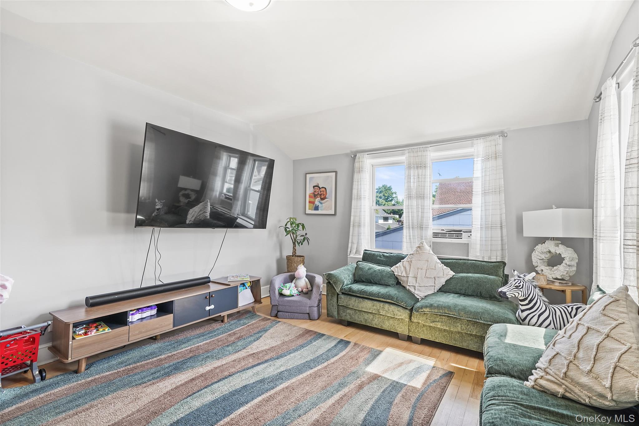 321 Olivia Street, Unit 2 photo 7