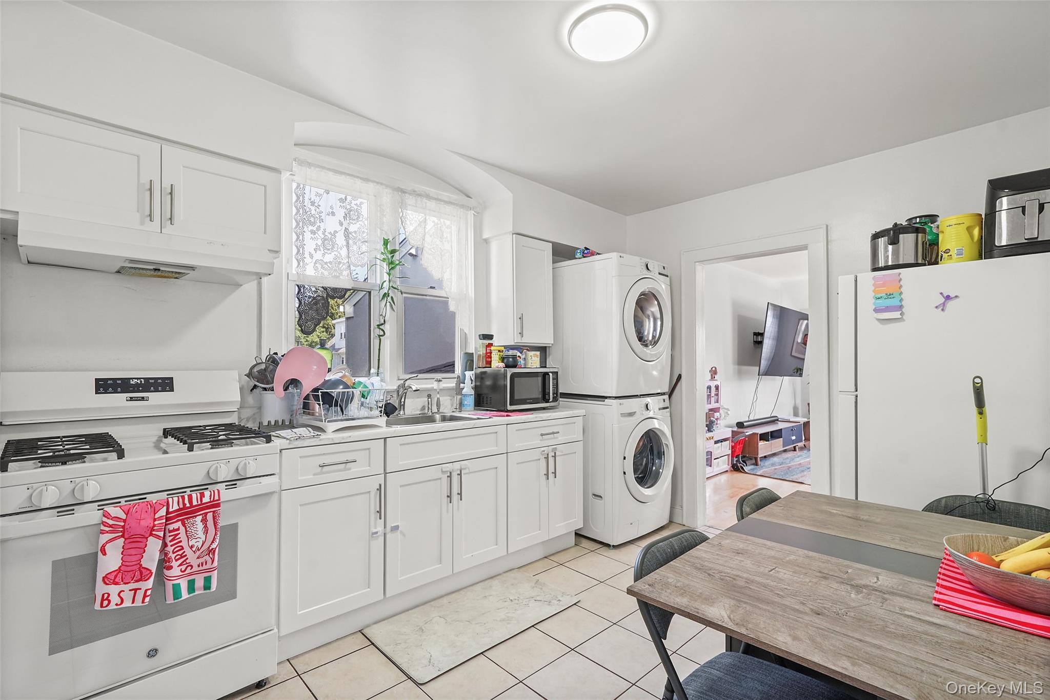 321 Olivia Street, Unit 2 photo 5