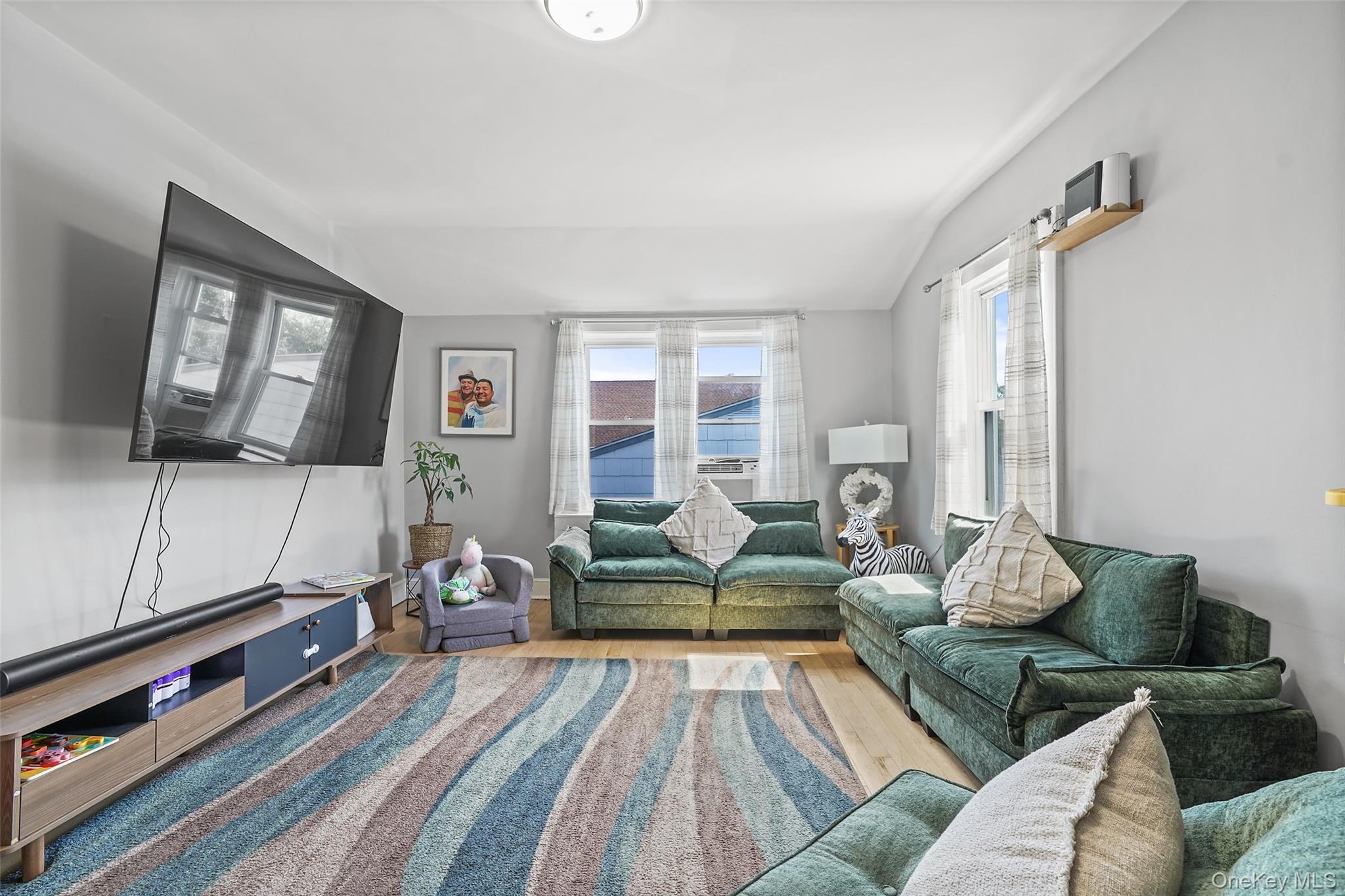 321 Olivia Street, Unit 2 photo 6