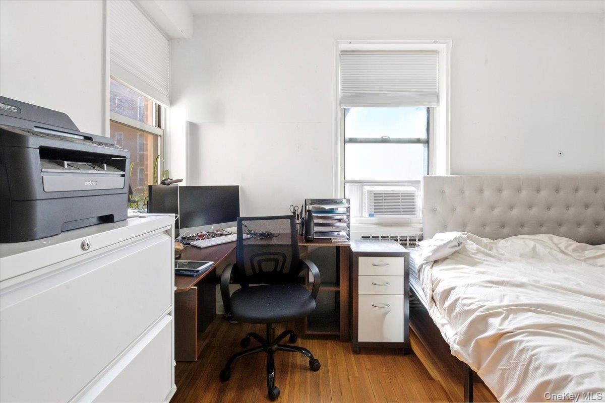 68-61 Yellowstone Boulevard, Unit 412 photo 20