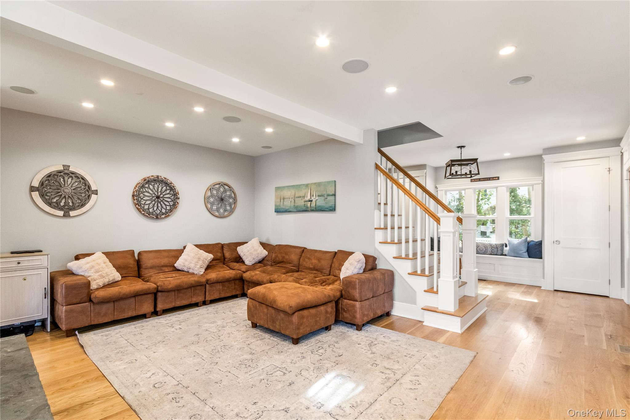 5 Washington Avenue – For Rent photo 16
