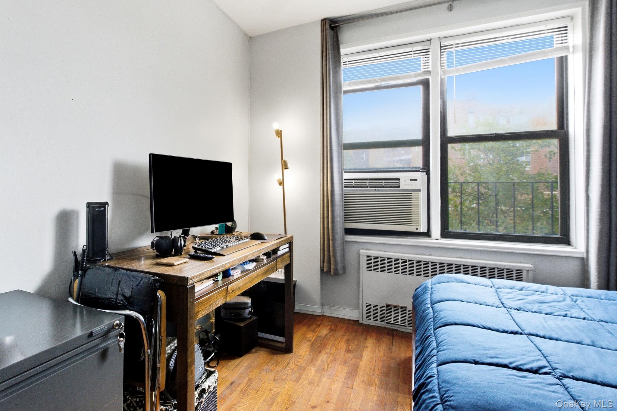 71-11 Yellowstone Boulevard, Unit 4M photo 21