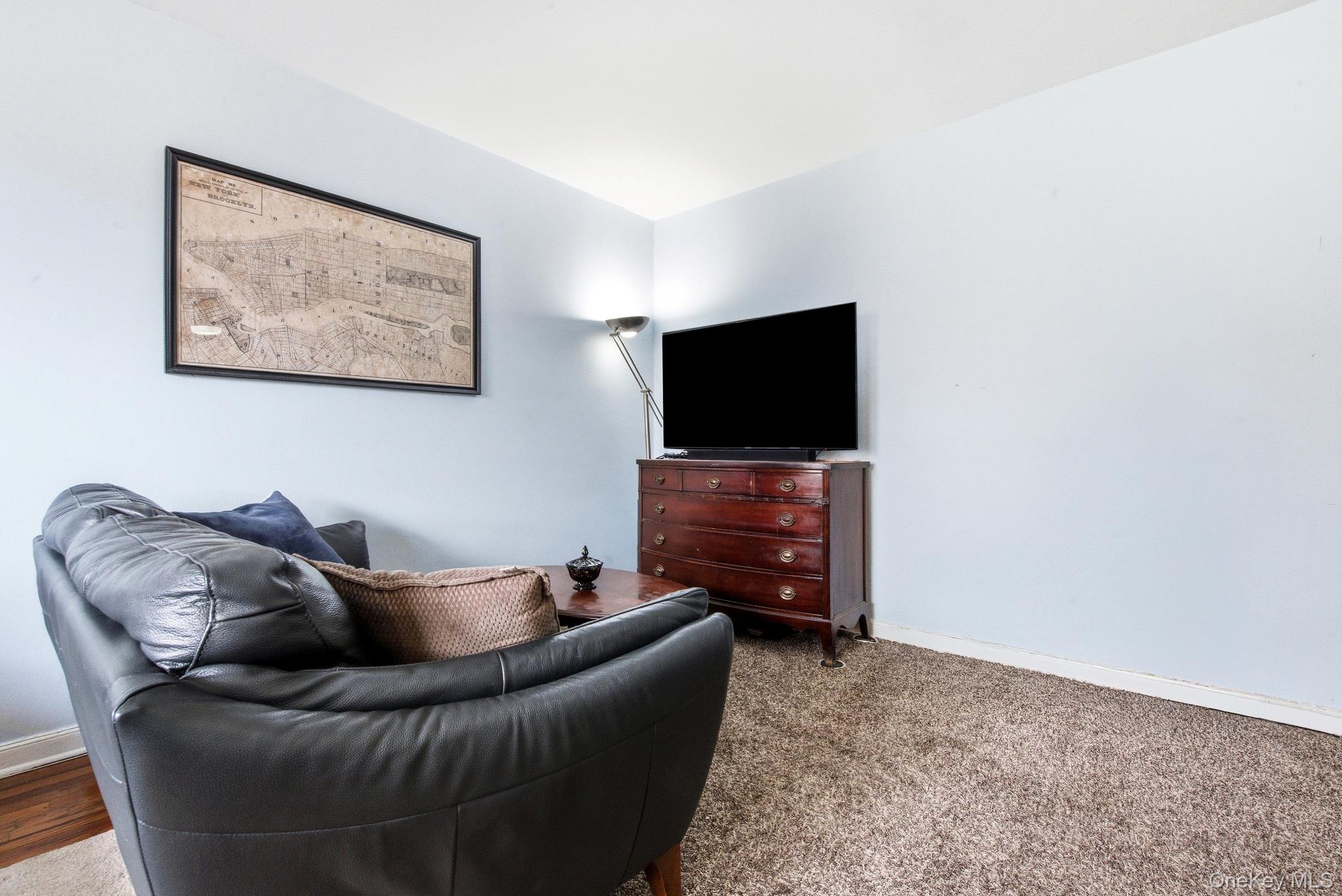 71-11 Yellowstone Boulevard, Unit 4M photo 17